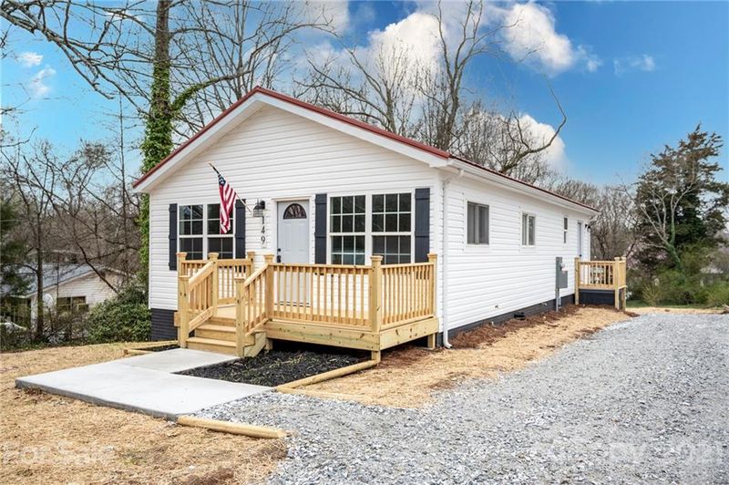 149 S Maple St, Mooresville, NC 28115