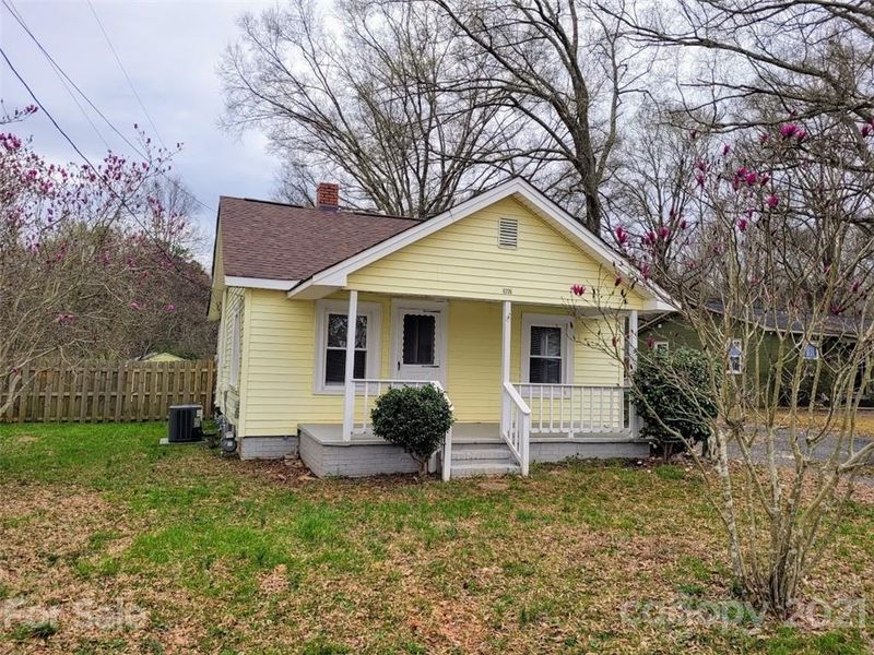 8206 Pine Hill Rd, Mint Hill, NC 28227