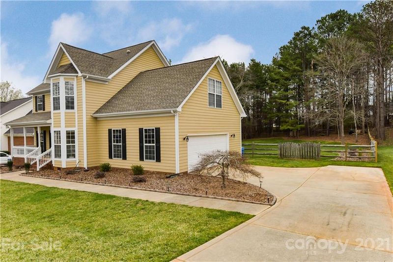 9245 Morgan Glenn Dr, Mint Hill, NC 28227