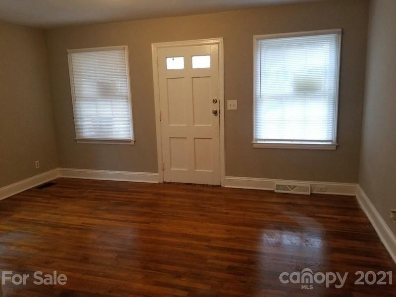 1135 - 1137 Skyview Rd, Charlotte, NC 28208