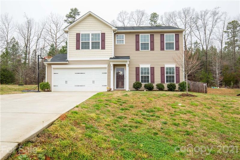 2137 Gunnars Ridge Rd, Lancaster, SC 29720