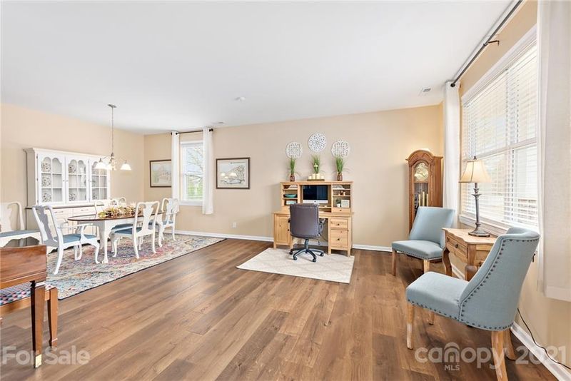 4313 Toddington Ln, Matthews, NC 28105