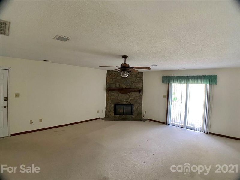 522 Camrose Cir, Concord, NC 28025