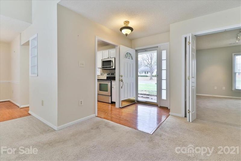 9115 Glisson Ct, Charlotte, NC 28210