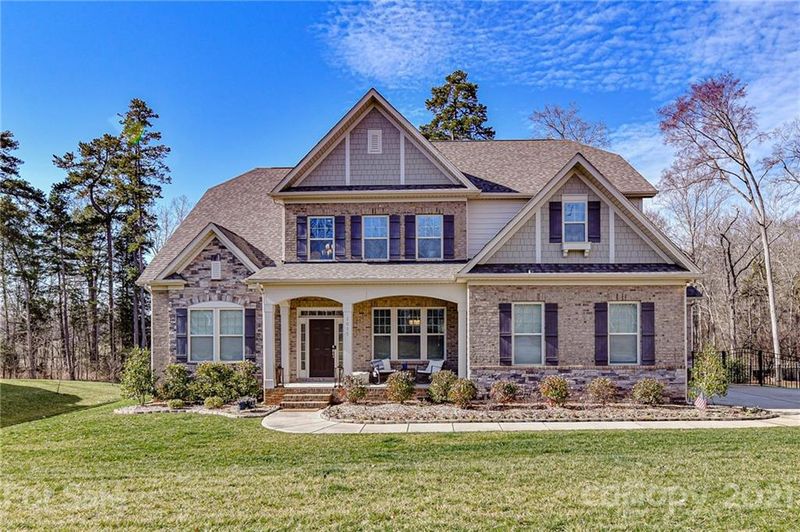 2015 Donovan Dr, Stallings, NC 28104