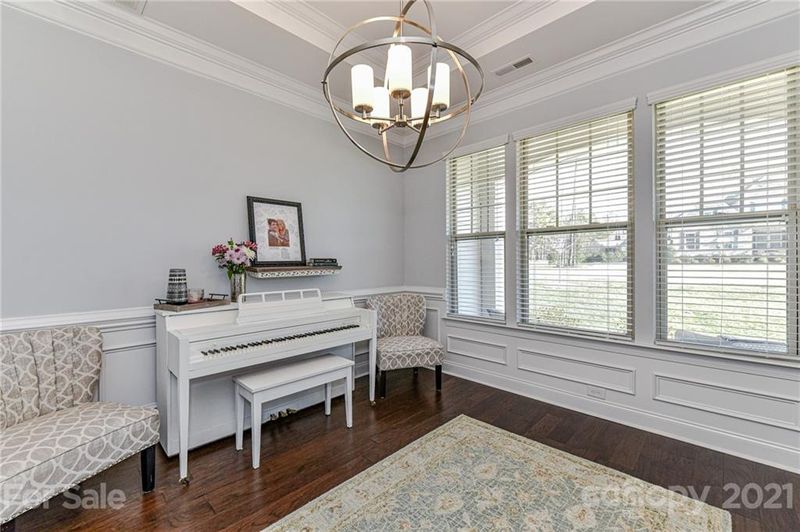 2015 Donovan Dr, Stallings, NC 28104
