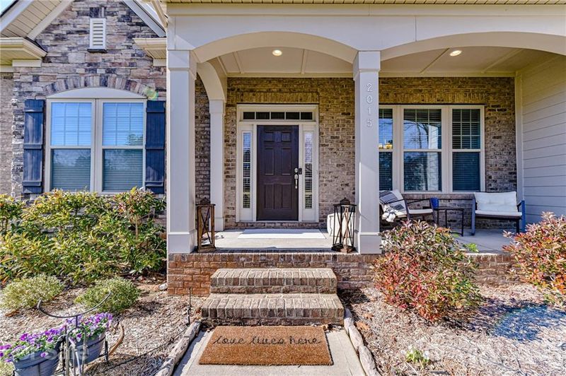 2015 Donovan Dr, Stallings, NC 28104