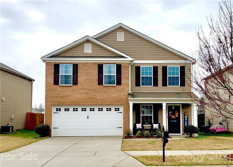1807 Windy Willow Ln, Dallas, NC 28034