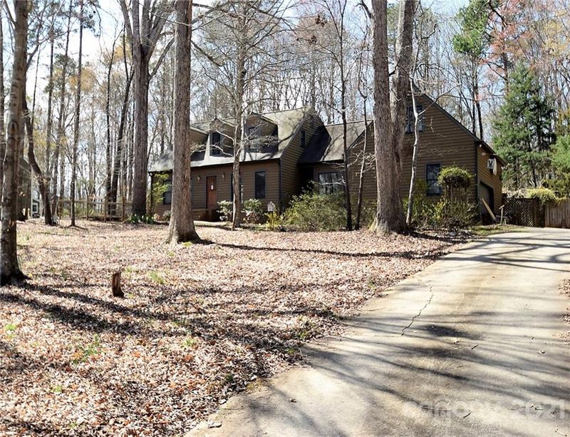 2151 Wedgewood Dr, Weddington, NC 28104