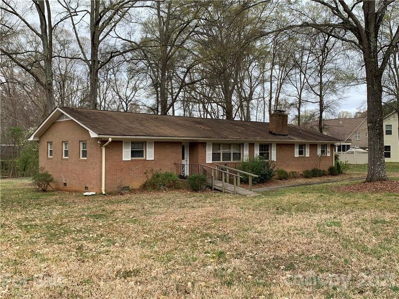 3209 Oscar Dr, Matthews, NC 28105