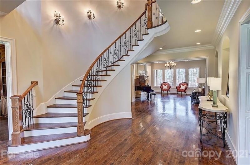 8701 Laurelwood Ln, Waxhaw, NC 28173