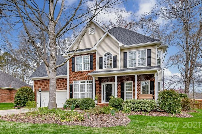 8115 Stevens Mill Rd, Matthews, NC 28104