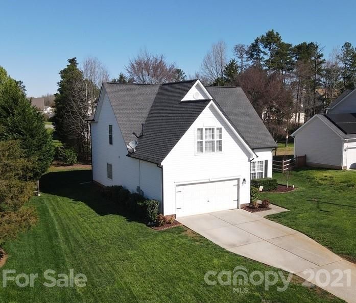 4302 Kiser Woods Dr, Concord, NC 28025