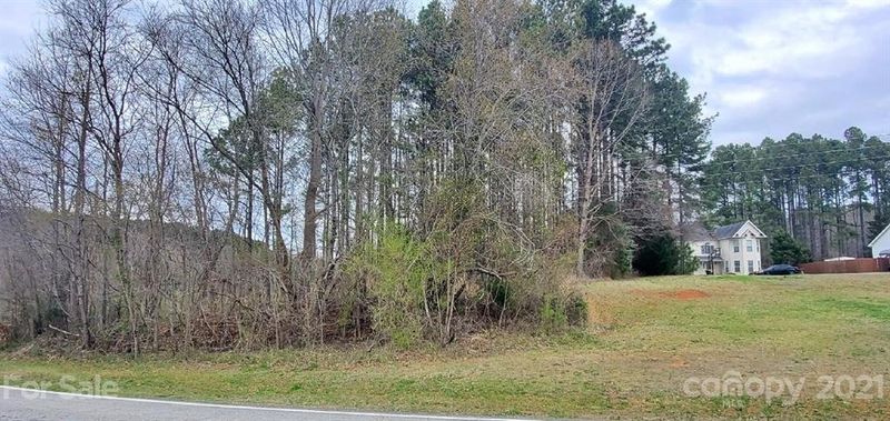 905 Killian Rd, Stanley, NC 28164