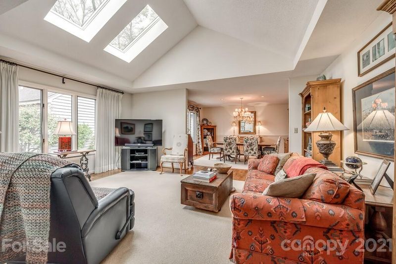 19 Timberidge Dr, Lake Wylie, SC 29710