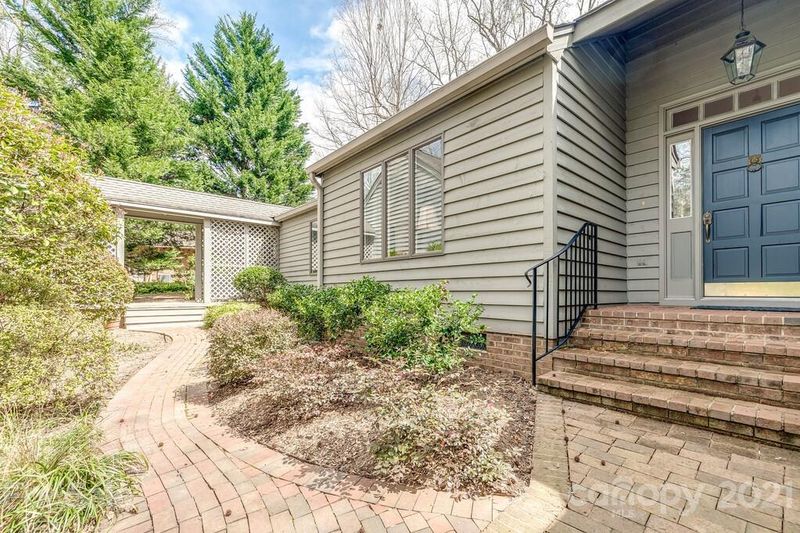 19 Timberidge Dr, Lake Wylie, SC 29710