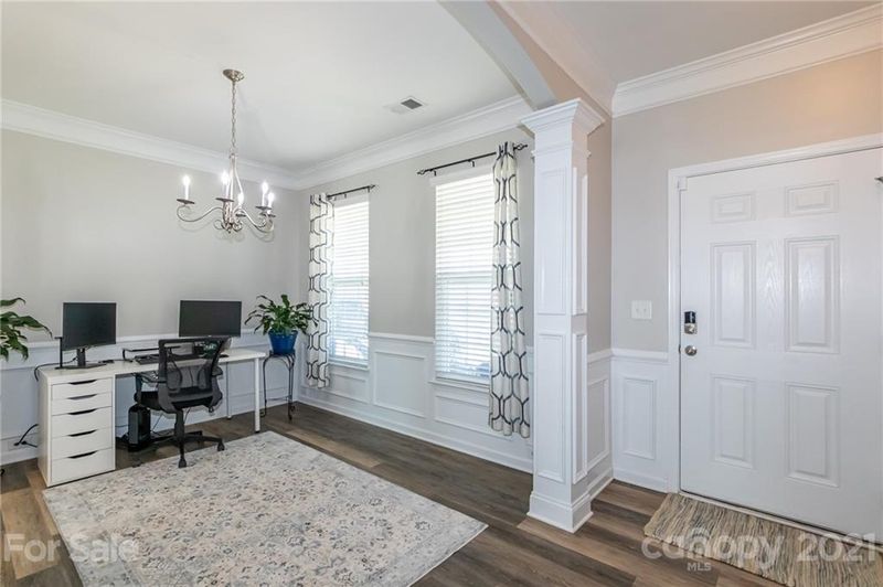 513 Augustus Ln, Mount Holly, NC 28120