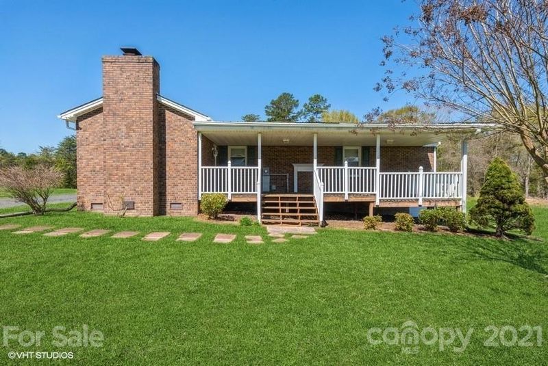 2564 Stroupe Rd, Clover, SC 29710
