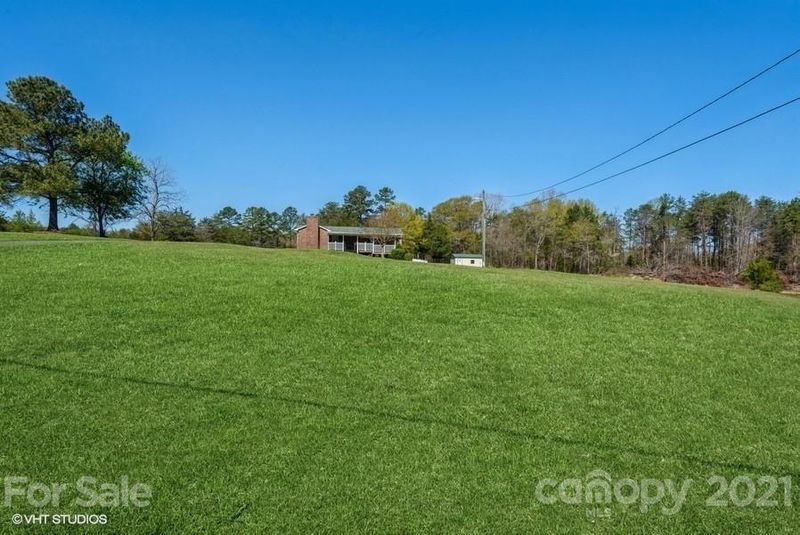 2564 Stroupe Rd, Clover, SC 29710
