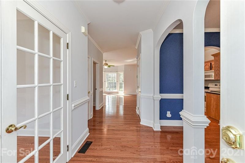 1331 Mill Race Ln, Matthews, NC 28104