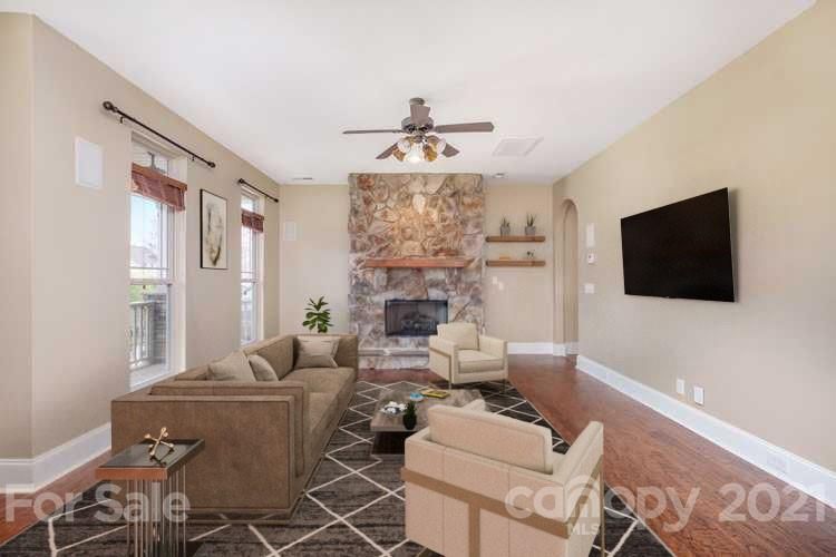 1225 Saint Johns Ave, Matthews, NC 28104