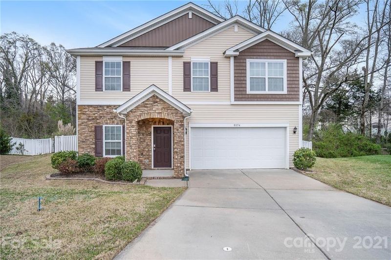 8054 Hereford St, Charlotte, NC 28213