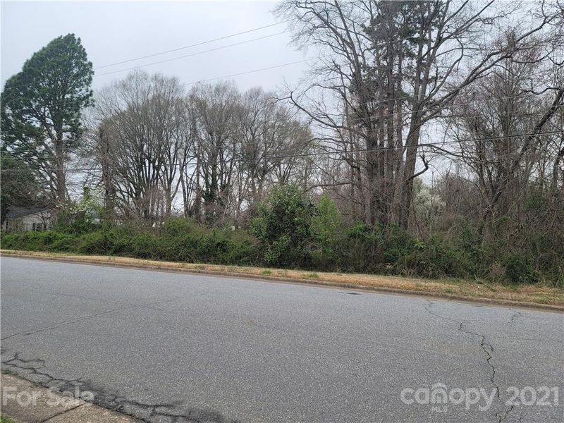 310 W 26th St #3, Newton, NC 28658