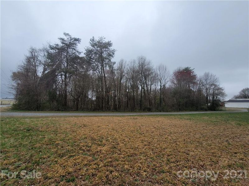310 W 26th St #3, Newton, NC 28658