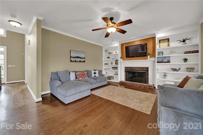 1232 Over Stream Ln, Matthews, NC 28105