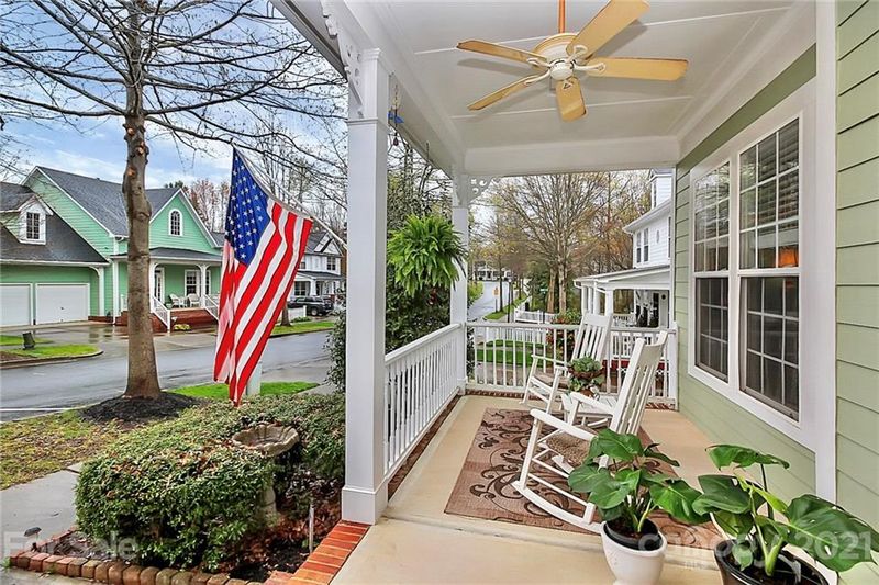 234 Fairview Ln, Davidson, NC 28036