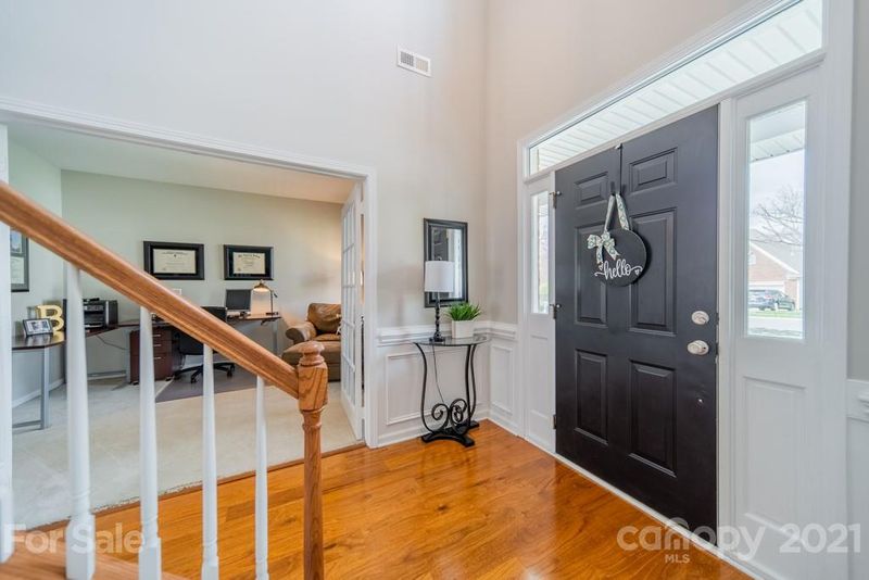9407 Olivia Ln, Charlotte, NC 28277