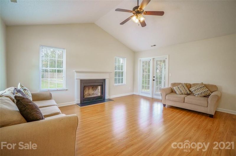 7227 Flodden Field Ct, Charlotte, NC 28217