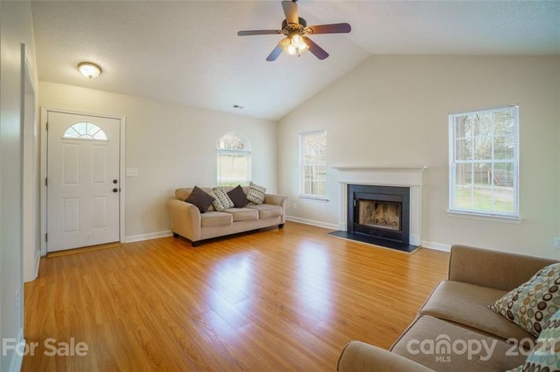7227 Flodden Field Ct, Charlotte, NC 28217