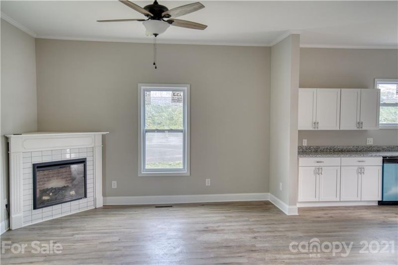 90 5th St, Cramerton, NC 28032