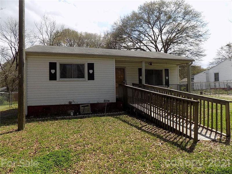 1215 Ware Ave, Gastonia, NC 28052