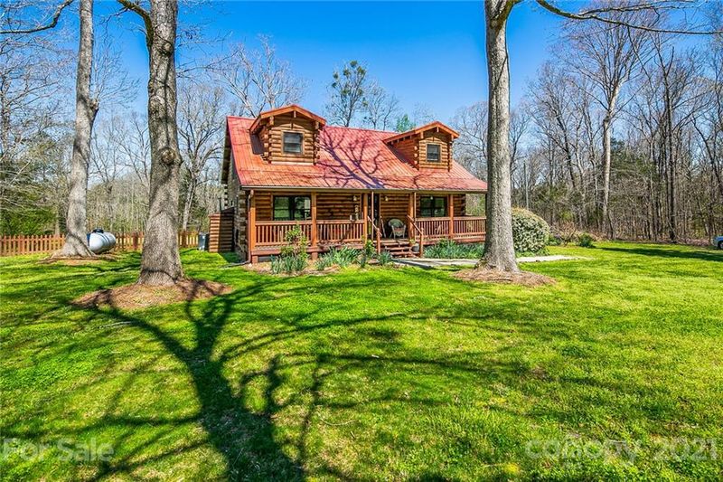 5306 Harkey Rd, Waxhaw, NC 28173