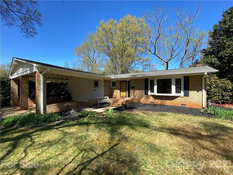 7511 Rolling Hill Rd, Charlotte, NC 28227