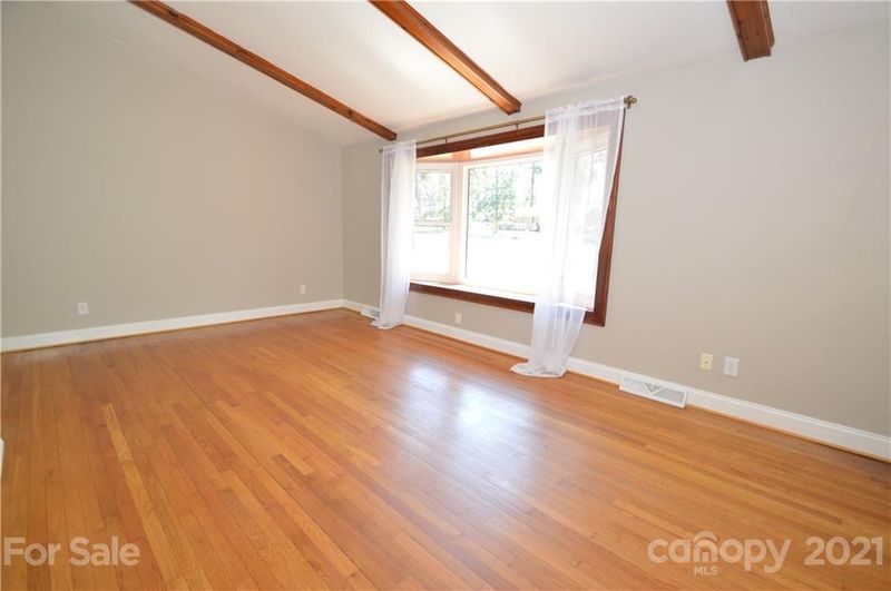 7511 Rolling Hill Rd, Charlotte, NC 28227