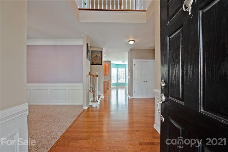 6011 Kirkwynd Commons Dr, Charlotte, NC 28278