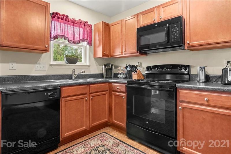 2068 Gunnars Ridge Rd, Lancaster, SC 29720