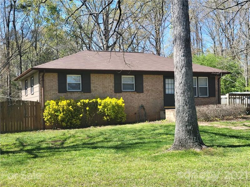 316 Kennerly Dr, Indian Trail, NC 28079