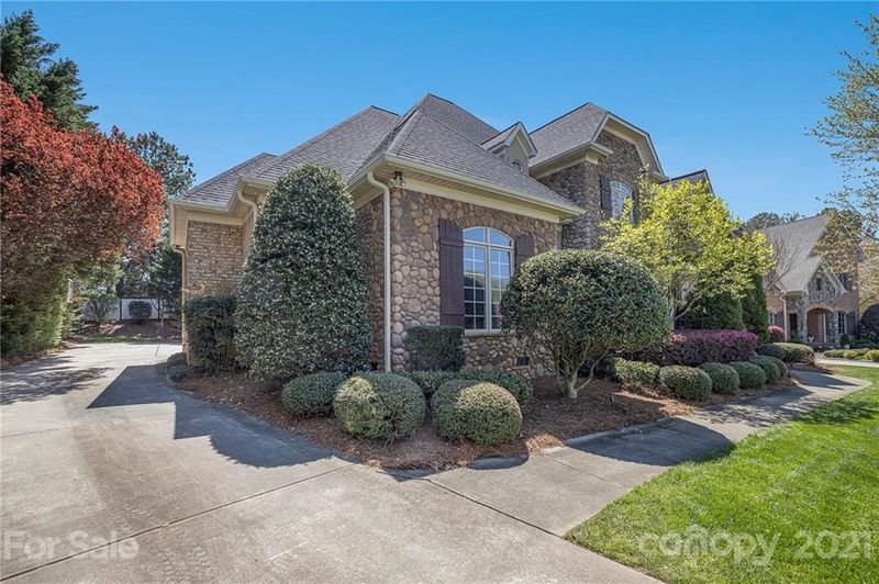 7618 Stonecroft Park Dr, Charlotte, NC 28226