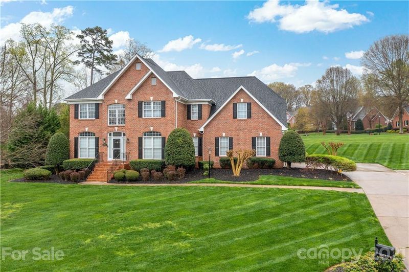 2872 Scarborough Ct, Gastonia, NC 28054