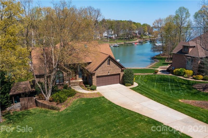 8217 Tranquil Harbor Ln, Denver, NC 28037
