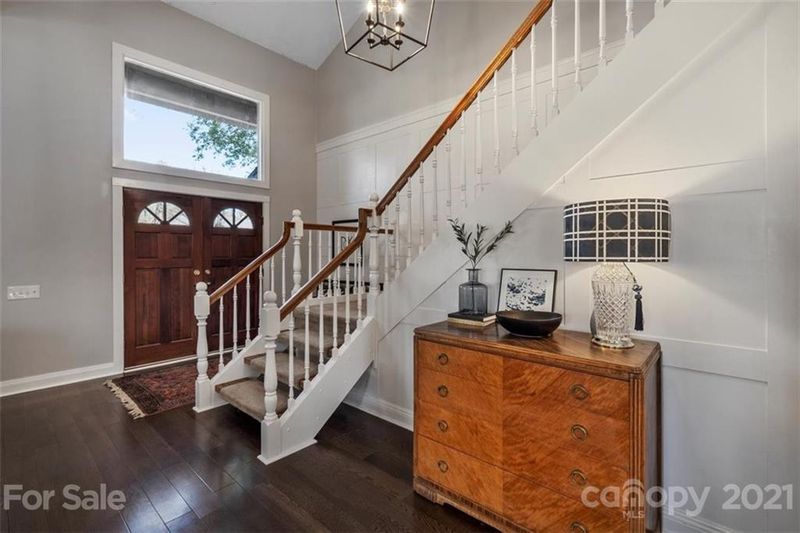 346 Forest Trail Dr, Matthews, NC 28105