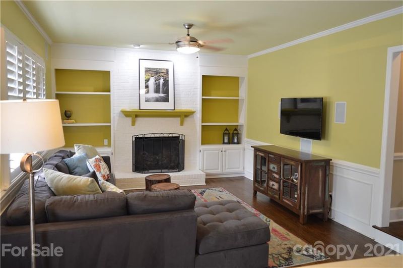 10136 Hanover Glen Rd, Charlotte, NC 28210