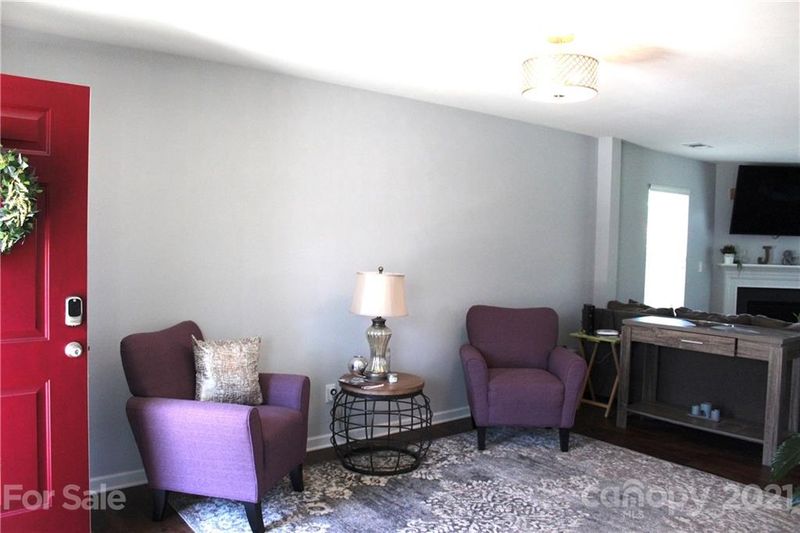 5313 Park Brook Dr, Charlotte, NC 28269
