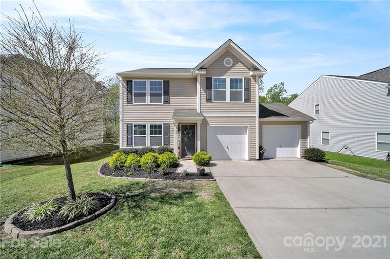 500 Dutch White Dr, Clover, SC 29710