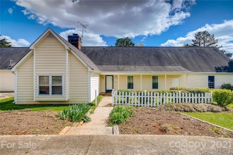 8202 Tenille Pl, Mint Hill, NC 28227
