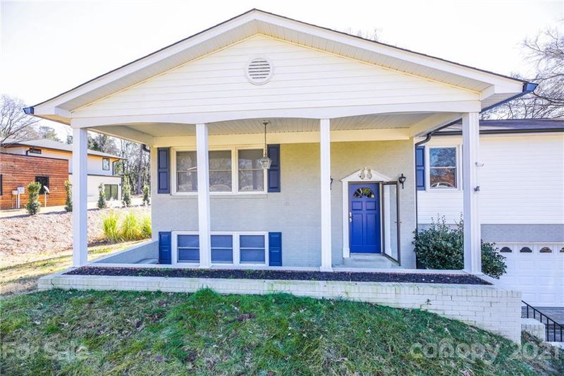 823 Burrage Rd, Concord, NC 28025